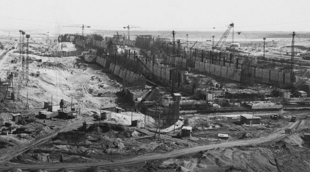 1955 год, строительство ГЭС