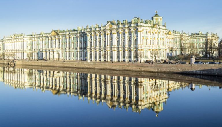 Как выглядит зимний дворец в санкт петербурге фото снаружи