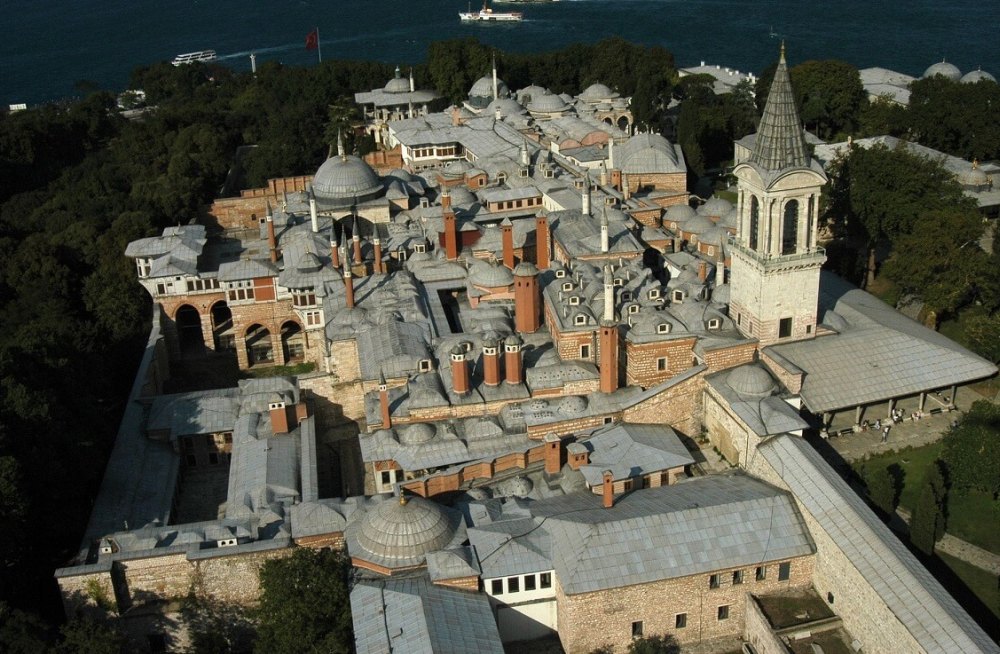Топкапы: описание и обзор османского дворца и музея в Стамбуле