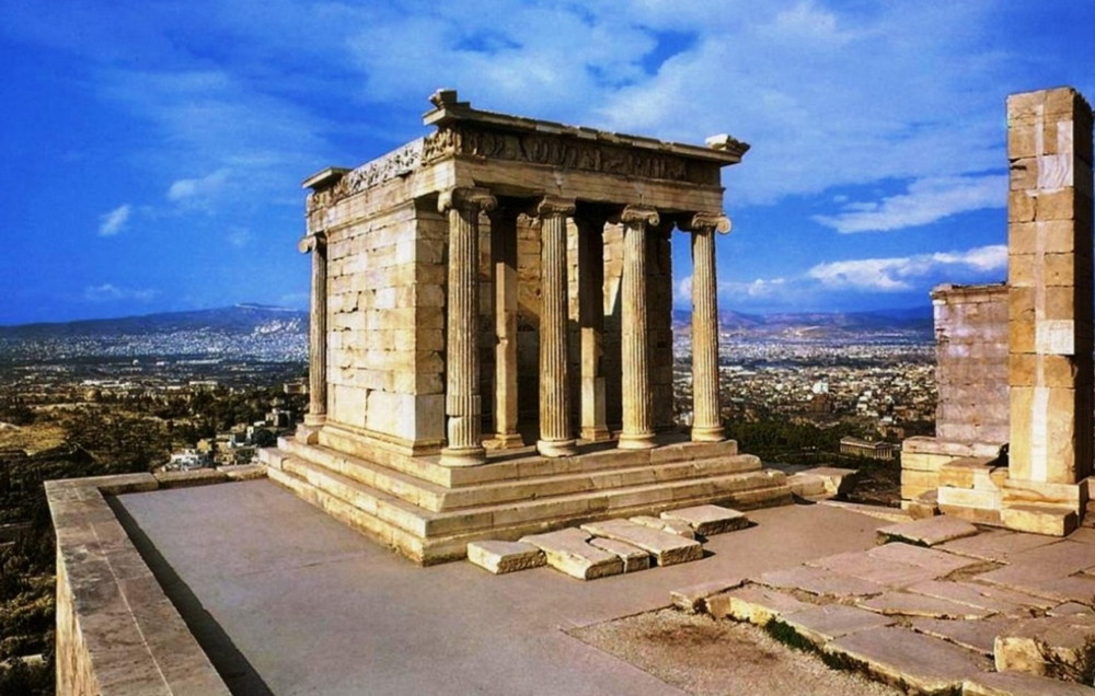 Храм на Акрополе